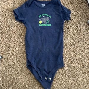 8 Pack Carter’s Boys Onesies